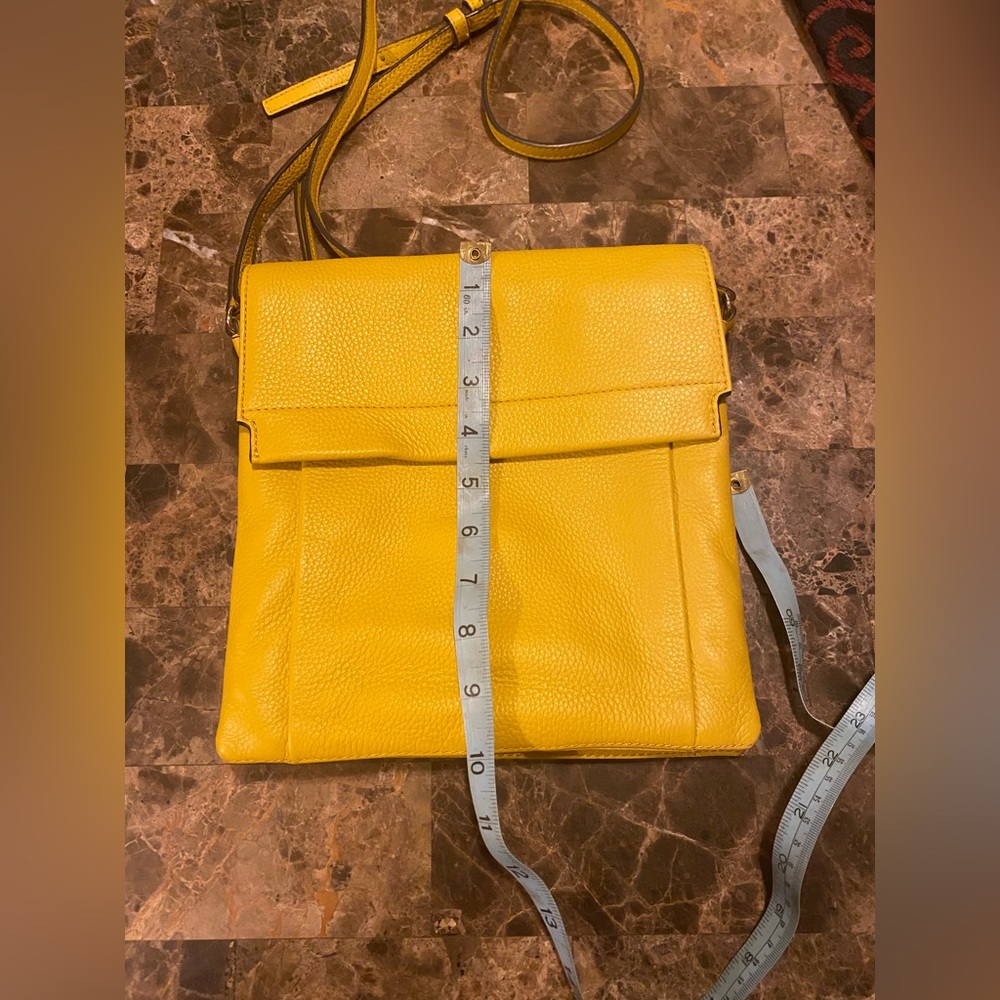 Sold🛑💛Vince Camuto~Leather Crossbody Front/Flap Color-Dandelion - Picture 11 of 12